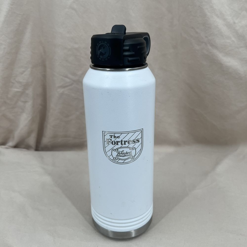 Polar Camel 32 oz Water Bottle Tumbler Fortress Golf Course Frankenmuth No Straw